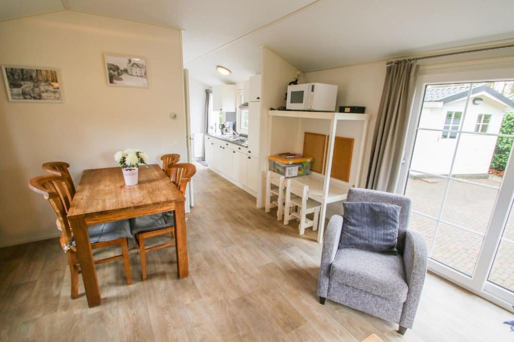 Luxe Vrijstaande Chalet Epe Eksteriør bilde